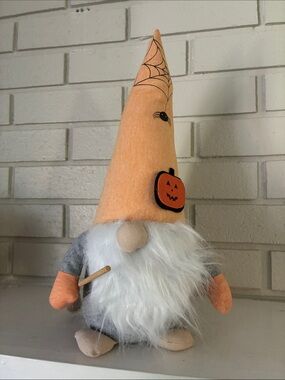 Halloween Pumpkin Gnome